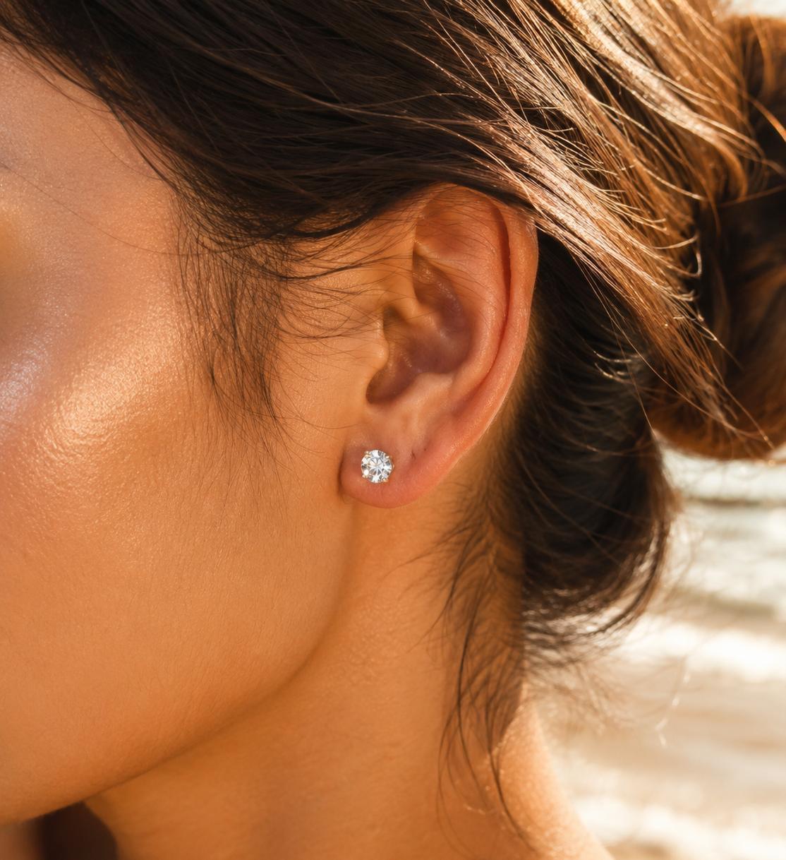 Anti Tarnish Solitaire Ball Back Studs - Anti Tarnish Solitaire Ball Back Studs - Ear View
