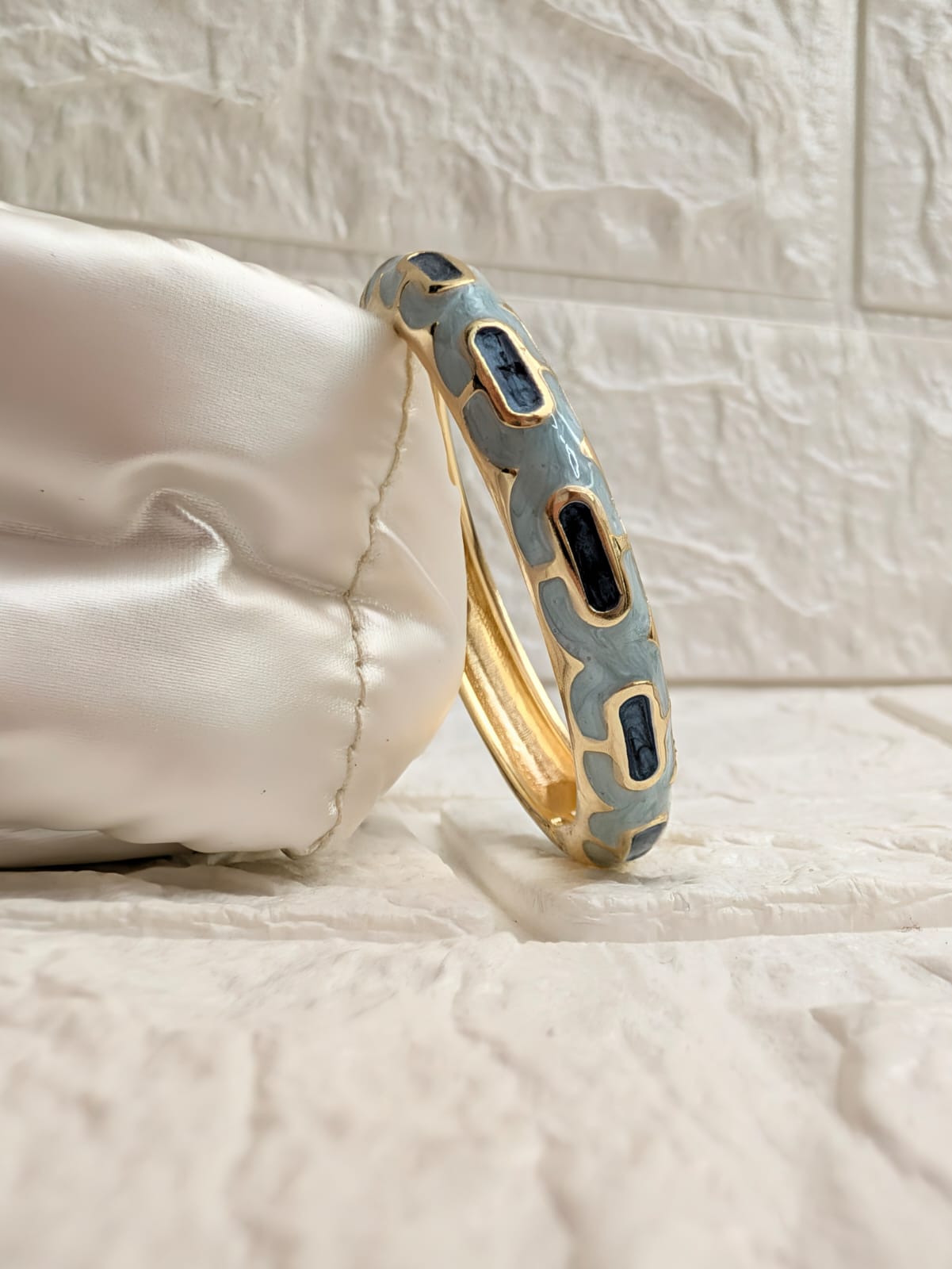 Aurelia Link Enamel Kada - Powder Blue Navy