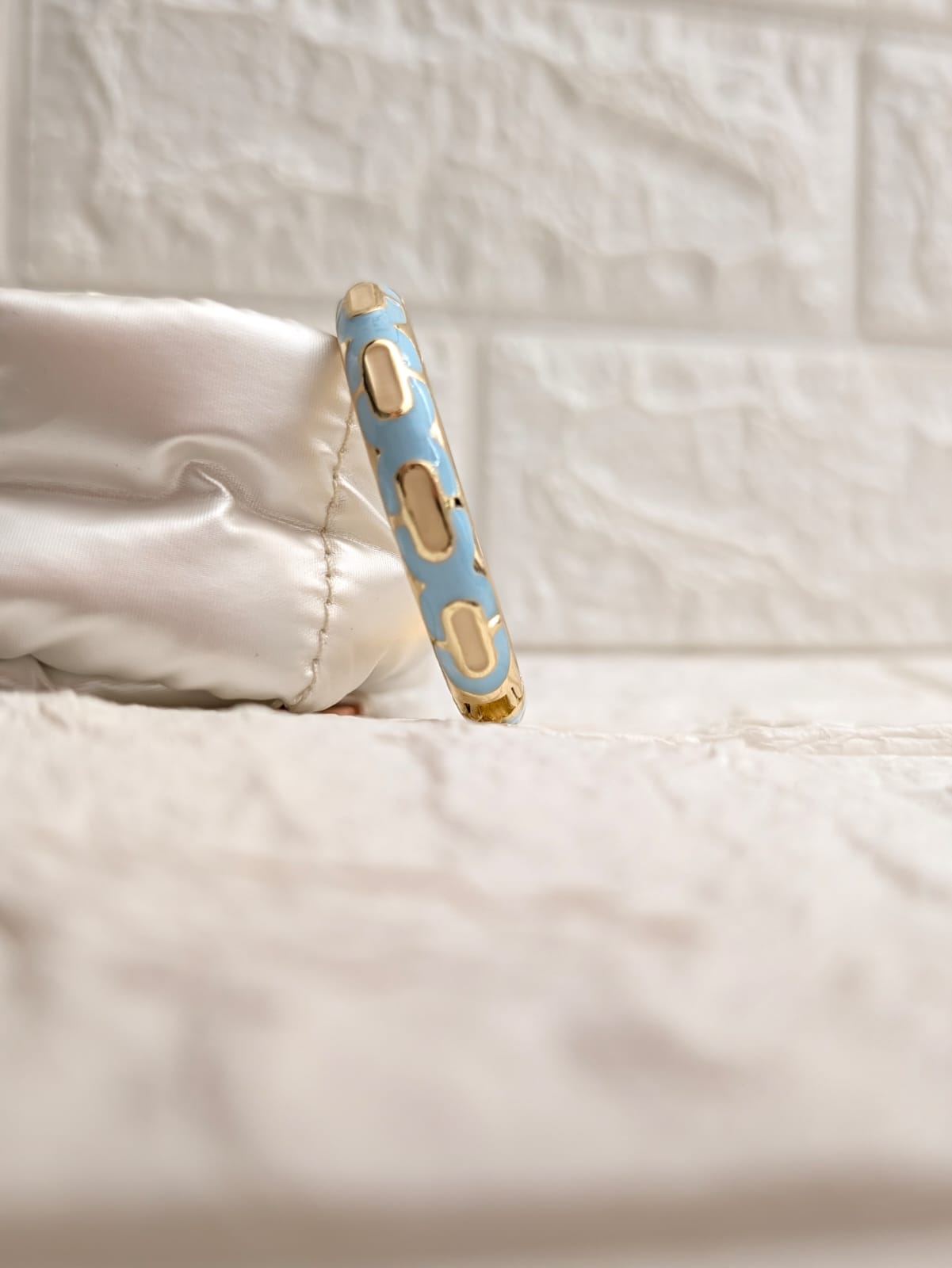 Aurelia Link Enamel Kada - Sky Blue Gold