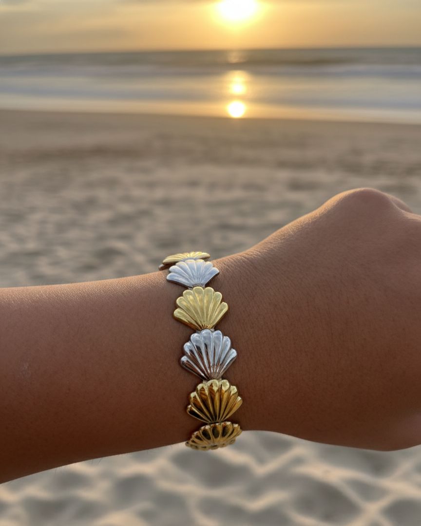 Women Seashell Dual Tone Designer Kada Bracelet (Anti Tarnish) (Adjustable) - Nimé By Shop Trendys