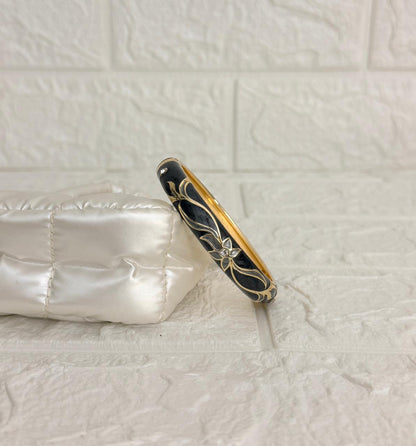 Floral Enamel Kada - Black