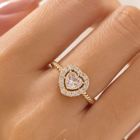 Gold heart crystal anti-tarnish ring