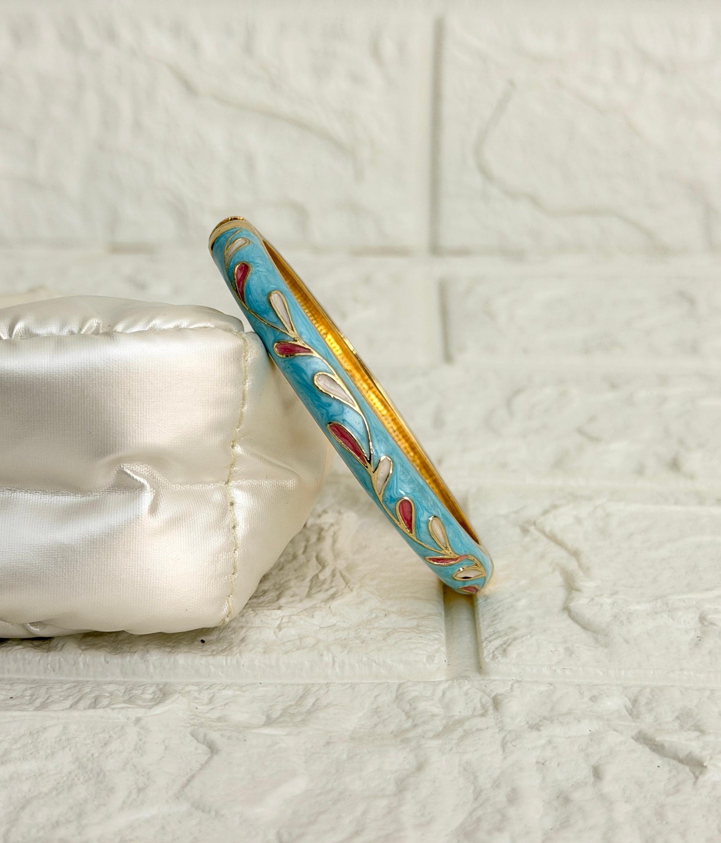 Leaf Vine Enamel Kada - Aqua Pink
