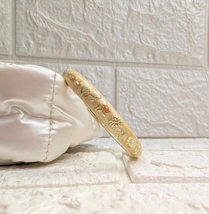 Meadow Bloom Enamel Kada - Champagne