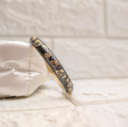 Meadow Bloom Enamel Kada - Charcoal