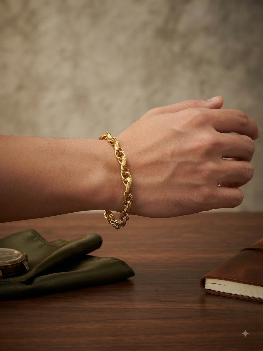 Men Anti Tarnish Gold Twisted Link Bracelet