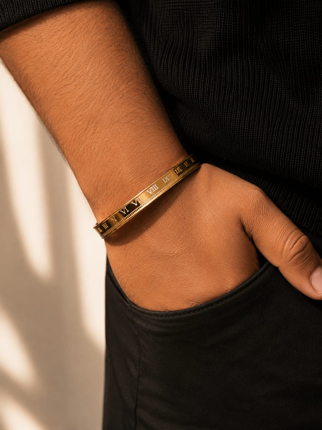 Men's gold-colour Roman numeral kada bracelet