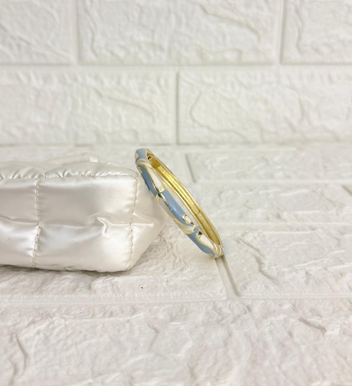 Swirl Enamel Kada - Dusty Blue
