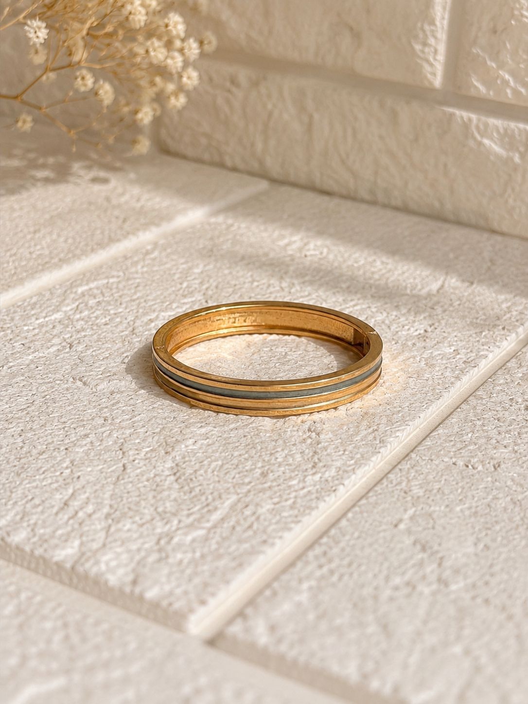 Trio Stripe Enamel Kada - Charcoal Sage