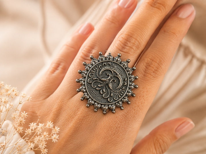 Women’s Oxidized Round Swirl anti-tarnish ring