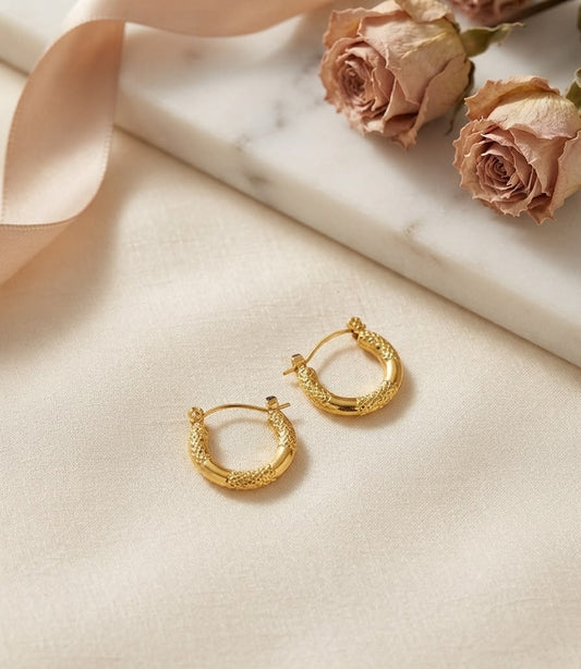 Women’s Textured Classic anti-tarnish hoops