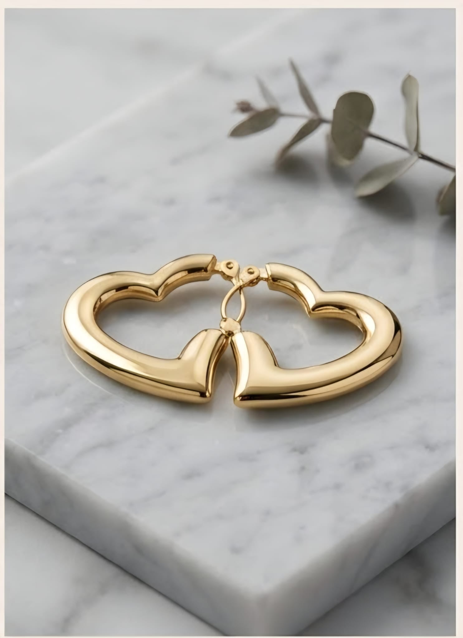 Women’s Heart anti-tarnish hoops