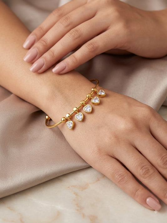 Women's anti tarnish small-size gold-colour kada with heart charms