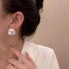 L133 AAA White Pearl Stud Earring